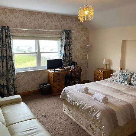 Newgale The Duke Of Edinburgh Inn מראה חיצוני תמונה