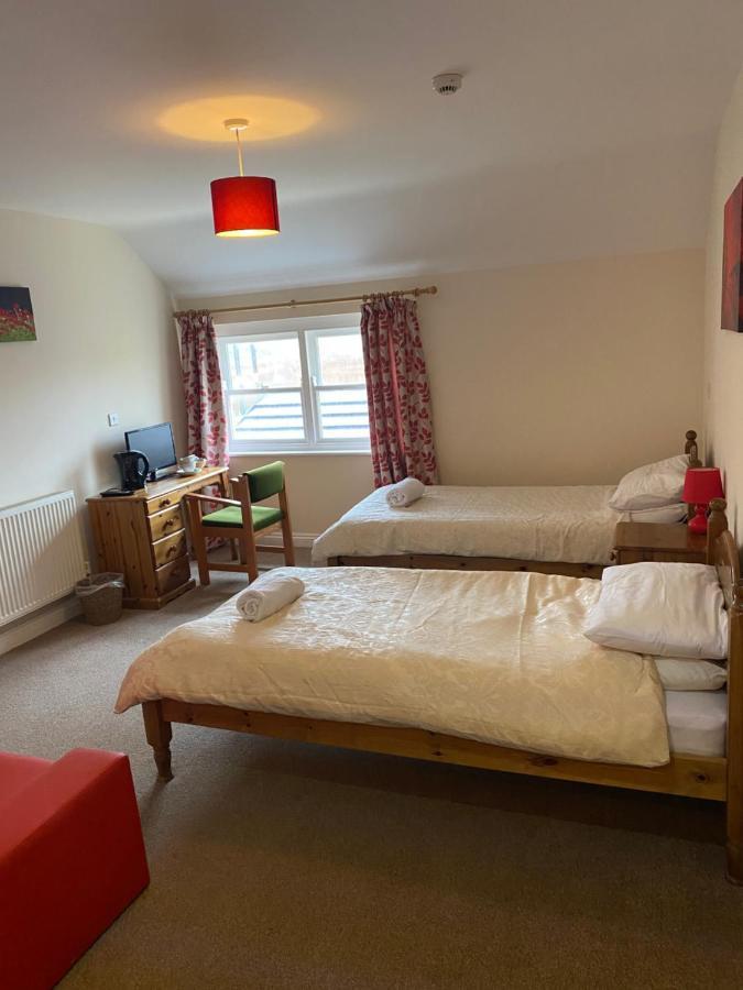 Newgale The Duke Of Edinburgh Inn מראה חיצוני תמונה