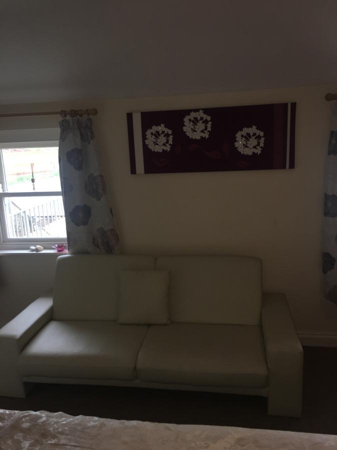 Newgale The Duke Of Edinburgh Inn מראה חיצוני תמונה
