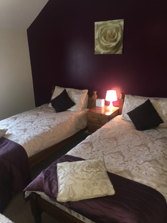Newgale The Duke Of Edinburgh Inn מראה חיצוני תמונה