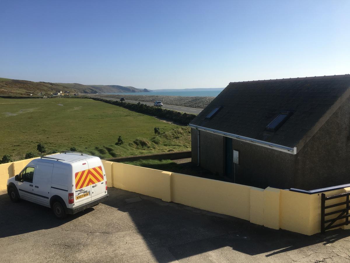 Newgale The Duke Of Edinburgh Inn מראה חיצוני תמונה